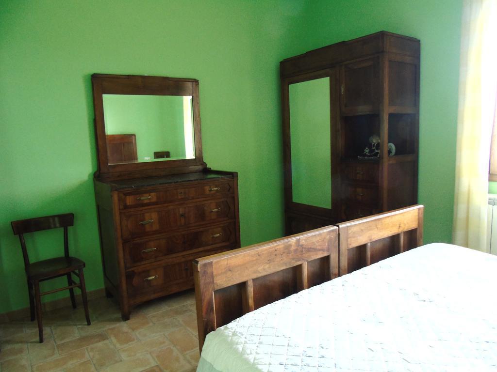 Agriturismo Poponi Villa Todi Habitación foto